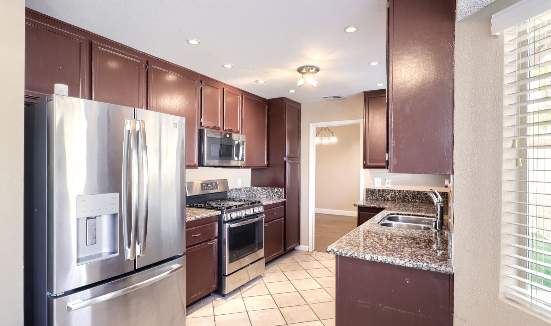 Beautiful Las Vegas home with NO HOA | Image Title
