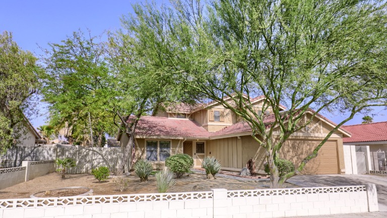 Beautiful Las Vegas home with NO HOA Andrew Sasquatch Lunsford Signature Real Estate Group